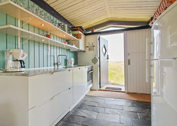 Scarlett - 300m From The Sea By Interhome Feriehus